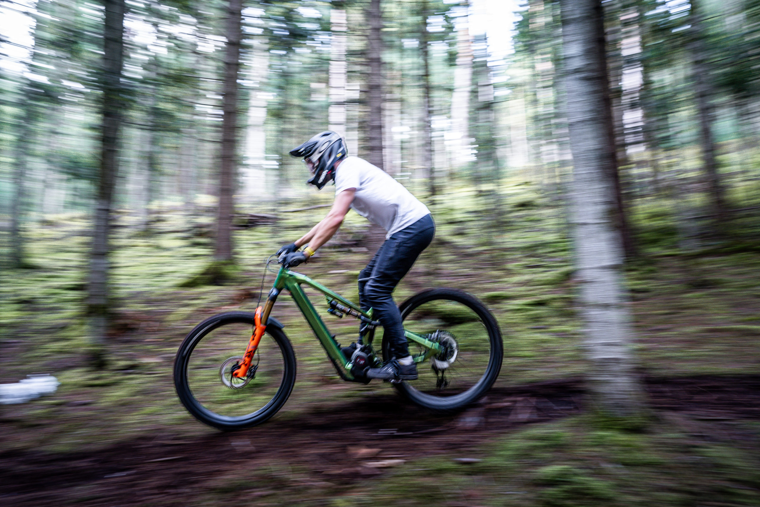 Best lightweight eMTBs 2026: 5 low-weight trail rigs that still rip