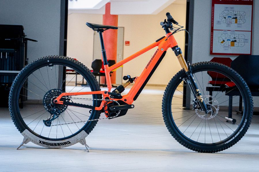 Crossworx PACE290: new full-power enduro eMTB targets hard riding with Bosch CX