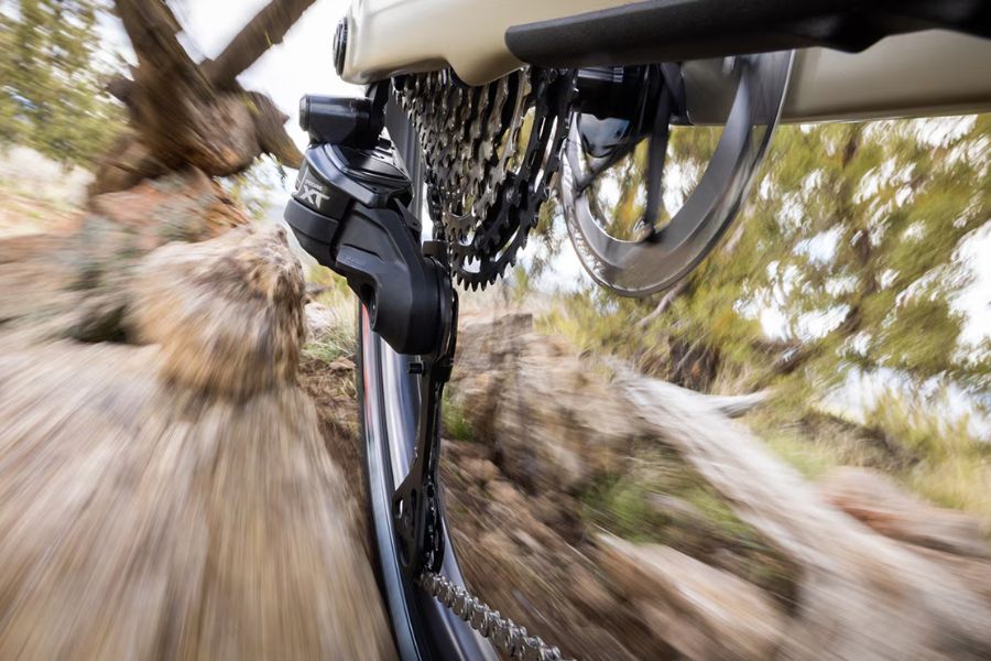 eMTB drivetrain wear explained: why chains, cassettes and chainrings wear faster, and how to make them last