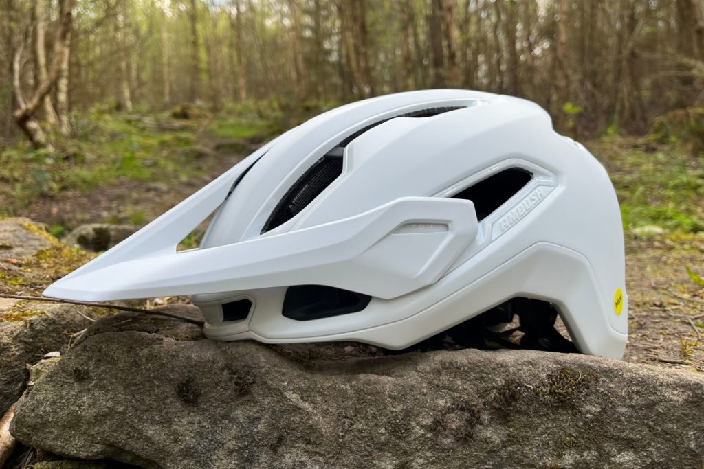 Specialized Ambush 3