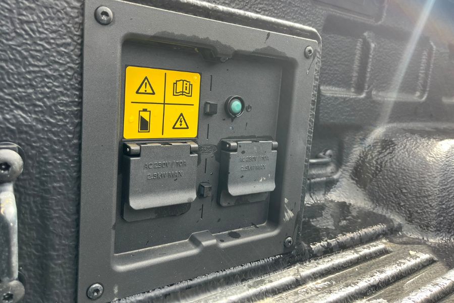 Ford Ranger PHEV plugs